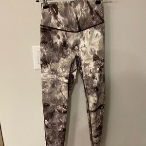 Gym shark acid wash leggings